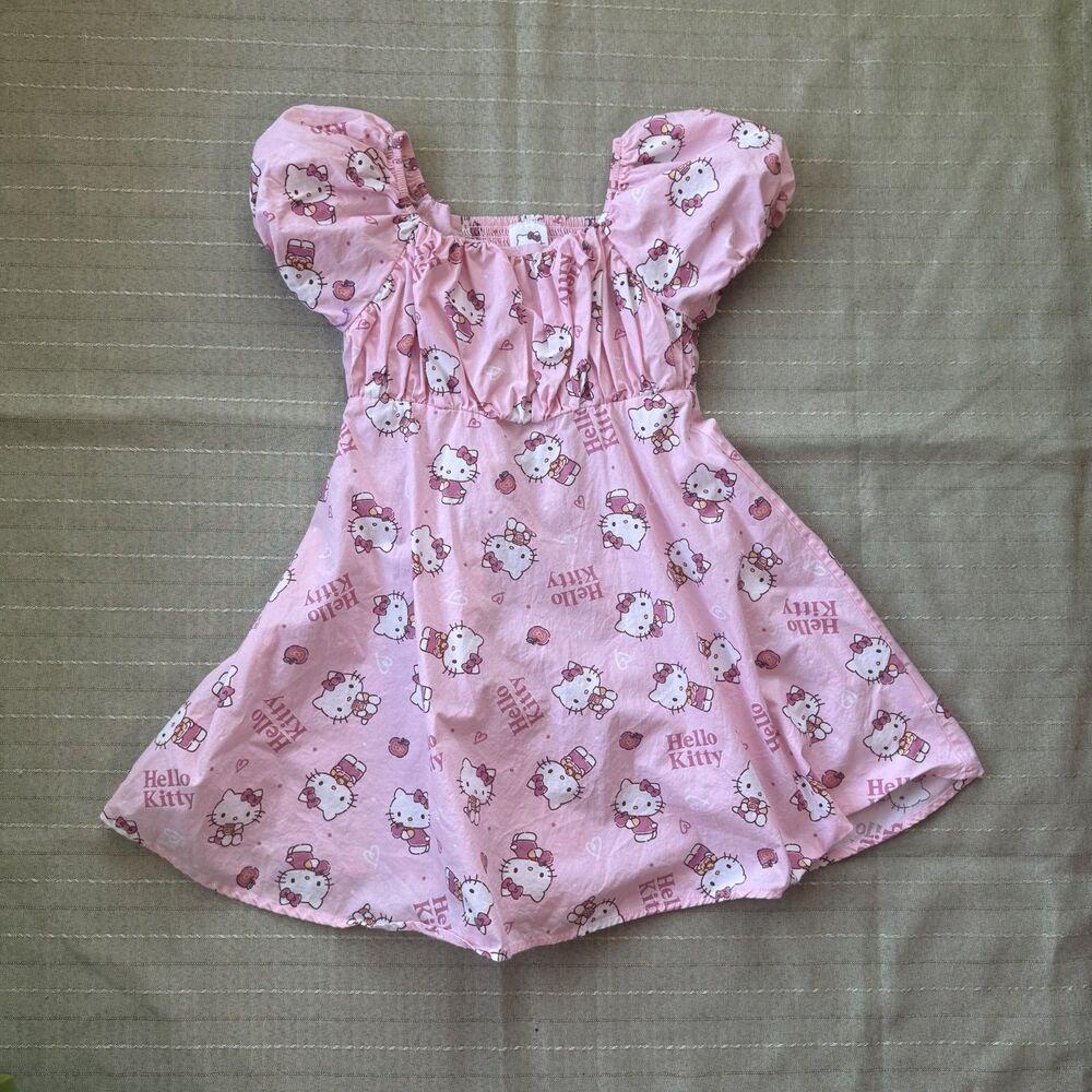 Hello Kitty Girls Pin Dress Size 8 Great Condition